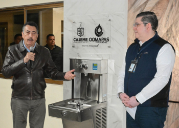 INAUGURA JAVIER LAMARQUE BEBEDERO PÚBLICO EN PALACIO MUNICIPAL DE CAJEME