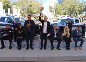 ALFONSO DURAZO A ENTREGA DE PATRULLAS Y EQUIPAMIENTO PARA POLICÍA ESTATAL