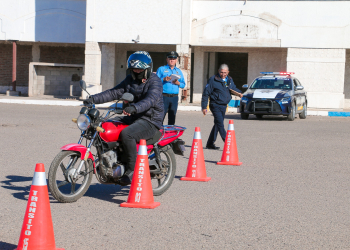 OFRECE EDUCACIÓN VIAL CURSO DE CONDUCCIÓN PARA CHOFERES