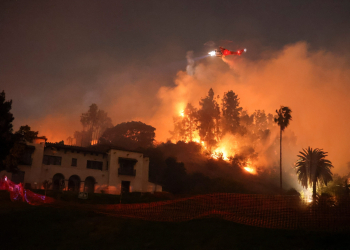 BEYONCE, DICAPRIO, METALICA Y OTROS ARTISTAS DONAN MILLONES PARA INCENDIOS DE LOS ÁNGELES