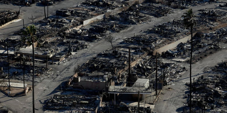 MÁS DE 11 MIL RESIDENTES REGRESAN A SUS HOGARES TRAS LOS INCENDIOS DE LOS ÁNGELES