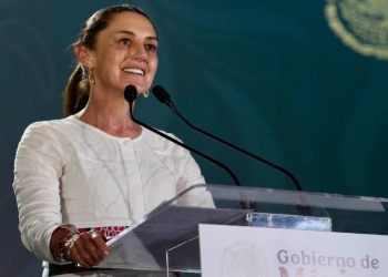 CLAUDIA SHEINBAUM ASEGURA QUE HAY RECURSOS PARA CUIDAR A DEPORTADOS