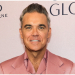 ROBBIE WILLIAMS OFICIÓ UNA BODA EN PLENA PROYECCIÓN DE SU PELÍCULA ‘BETTER MAN’
