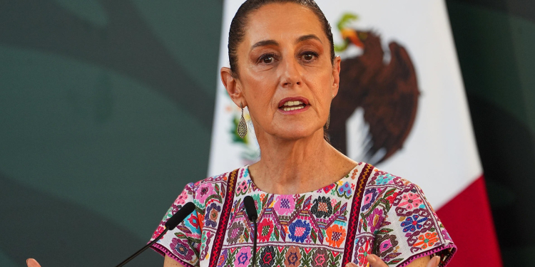 SHEINBAUM PIDE ‘COORDINACIÓN’ A LATINOAMÉRICA ANTE LOS PLANES MIGRATORIOS DE TRUMP