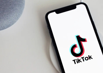 TRUMP ABRE LA PUERTA A AMPLIAR EL PLAZO PARA EL POSIBLE CIERRE DE TIKTOK EN EU