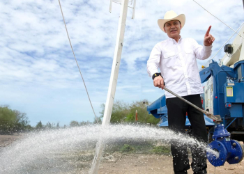 GOBERNADOR DURAZO INVIERTE MÁS DE 17 MIL MILLONES EN 500 ACCIONES PARA GARANTIZAR AGUA A TODOS EN SONORA
