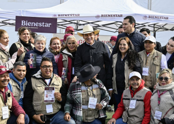 GOBERNADOR DURAZO Y PRESIDENTA SHEINBAUM GARANTIZAN TRATO DIGNO EN ALBERGUES PARA PERSONAS REPATRIADAS EN SONORA