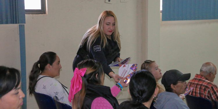 INTEGRAN MADRES Y PADRES DE FAMILIA COMITÉ DE SEGURIDAD ESCOLAR EN LA SECUNDARIA GENERAL 2 EN CAJEME