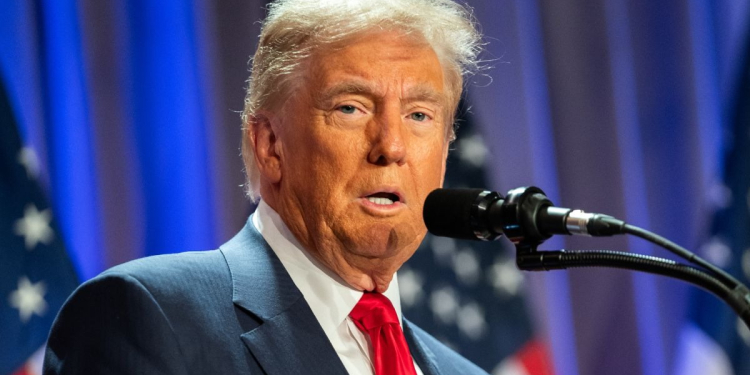 TRUMP CONFIRMA ARANCELES PARA MÉXICO Y CANADÁ, ENTRAN EL 4 DE MARZO
