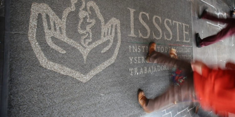 SHEINBAUM CONFIRMA QUE REFORMA AL ISSSTE ESTÁ “EN PAUSA”