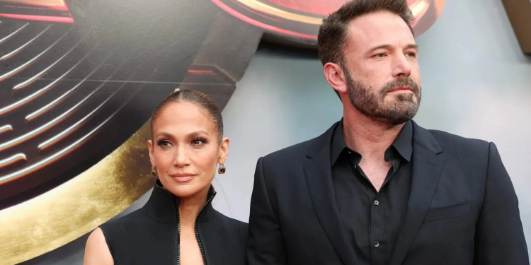 JENNIFER LOPEZ Y BEN AFFLECK SON SOLTEROS DE NUEVO