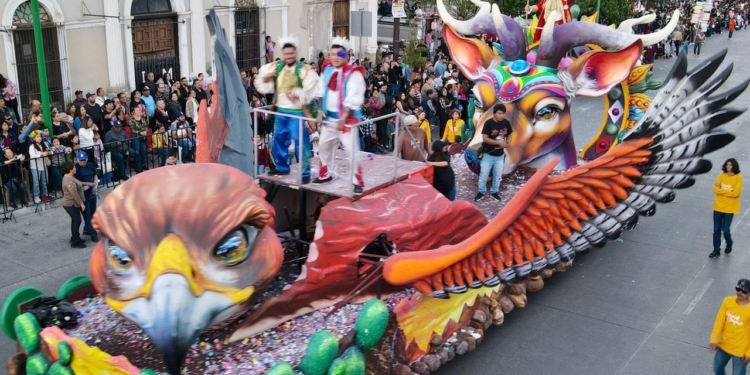 CELEBRA GOBERNADOR DURAZO GRAN ÉXITO DEL CARNAVAL DE GUAYMAS CON MÁS DE 350 MIL ASISTENTES Y SALDO BLANCO