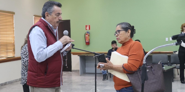 ATIENDE DIRECTAMENTE JAVIER LAMARQUE SOLICITUDES DE CAJEMENSES