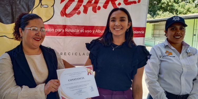 SE GRADÚAN EN CAJEME ESTUDIANTES DE LA PRIMARIA ‘CARMEN SÁNCHEZ CORRAL’ EN PROGRAMA DARE