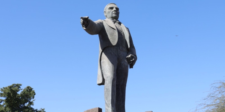 CAJEME CONMEMORA EL 219 ANIVERSARIO DEL NATALACIO DE BENITO JUÁREZ