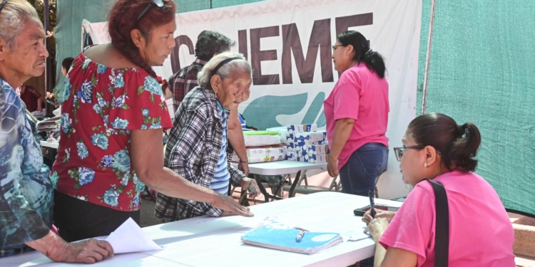DIF CAJEME BRINDA APOYO  A LAS FAMILIAS DE LA COLONIA CAJEME CON EL PROGRAMA ‘DIF EN TU COLONIA’
