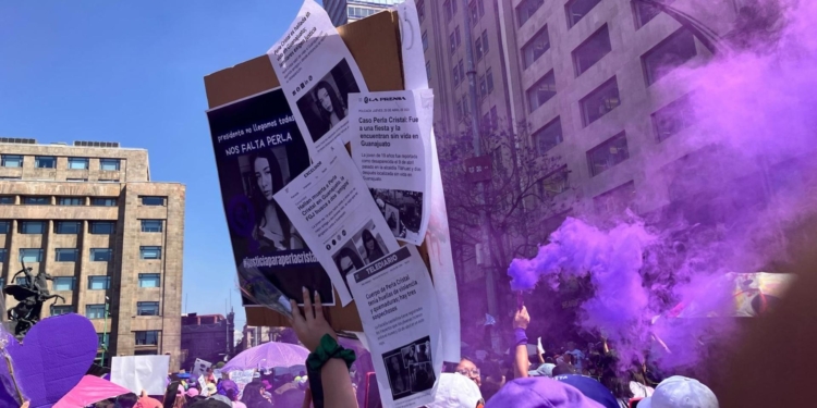 MUJERES MARCHAN POR EL 8M EN LA CIUDAD DE MÉXICO