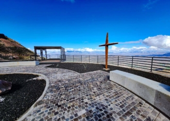 GOBERNADOR DURAZO CONVIERTE AL MIRADOR DE LA CRUZ DEL DIABLO EN DESTINO ATRACTIVO ESTA SEMANA SANTA EN SONORA