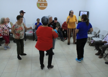 PROMUEVE CAJEME SALUD INTEGRAL CON TERAPIA FÍSICA PARA LAS Y LOS ADULTOS MAYORES