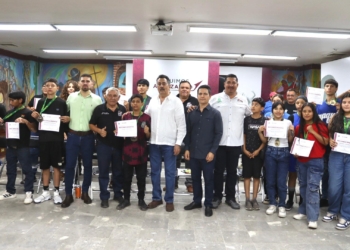RECONOCE JAVIER LAMARQUE GRAN TALENTO Y DISCIPLINA DE JÓVENES PUGILISTAS CAJEMENSES
