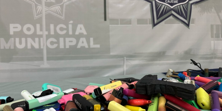 RECOLECTA SSPM VAPEADORES Y JUGUETES BÉLICOS EN PLANTELES EDUCATIVOS DE CAJEME