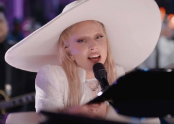 LADY GAGA GANA SU PRIMER PREMIO EMMY Y ESTÁ A UN PASO DE SER LEYENDA EGOT