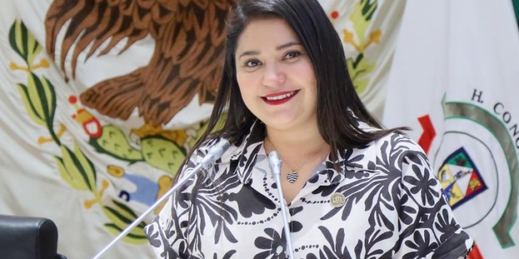 DIPUTADA DENI GASTÉLUM PROPONE INICIATIVA PARA INCLUIR EL DIVORCIO INCAUSADOEN EL CÓDIGO DE FAMILIA DE SONORA