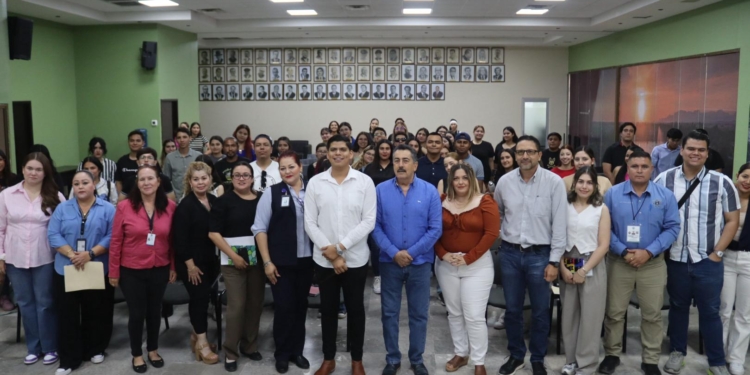 RECIBE JAVIER LAMARQUE A NUEVOS INTEGRANTES DEL PROGRAMA JÓVENES CONSTRUYENDO EL FUTURO EN CAJEME