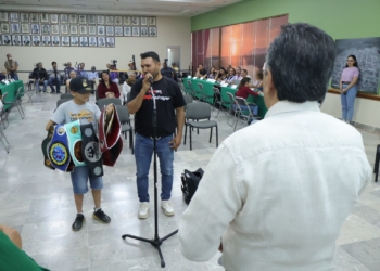 EN AUDIENCIA CIUDADANA APOYA ALCALDE JAVIER LAMARQUE A JOVEN PROMESA DEL BOXEO DE CAJEME