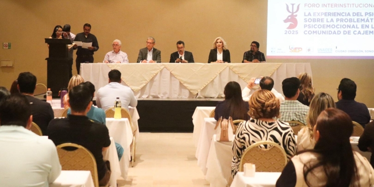 INAUGURA PRESIDENTE LAMARQUE FORO INTERINSTITUCIONAL LA EXPERIENCIA DEL PSICÓLOGO SOBRE LA PROBLEMÁTICA PSICOEMOCIONAL EN LA COMUNIDAD DE CAJEME