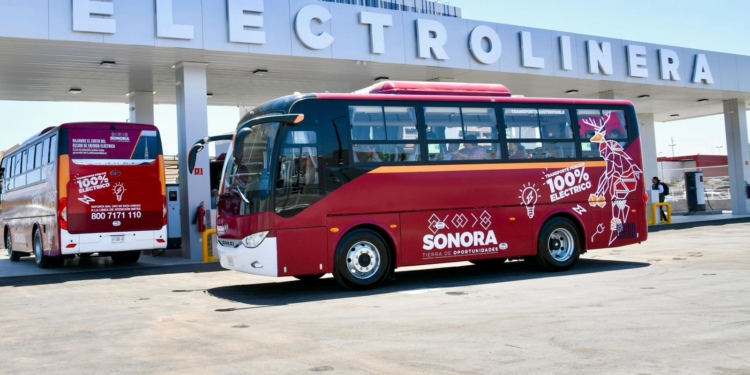 GOBERNADOR DURAZO HACE HISTORIA CON EL PLAN SONORA AL INAUGURAR PRIMERA ELECTROLINERA PÚBLICA