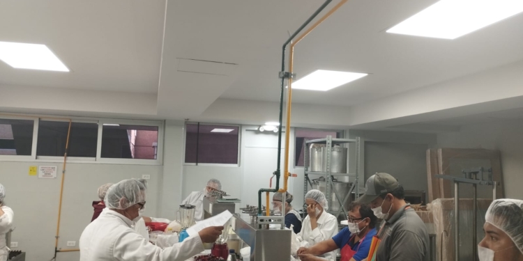 REALIZA UNIDAD DE DESARROLLO RURAL DE CAJEME TALLER DE ELABORACIÓN DE CHILORIO