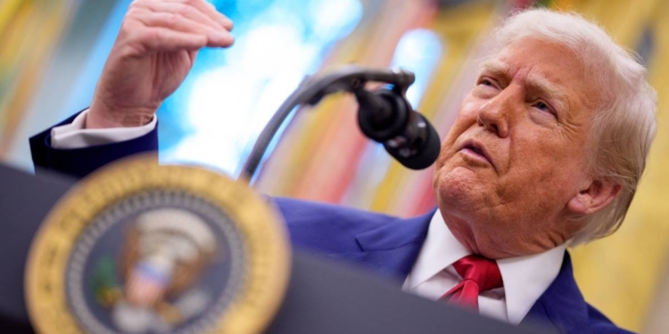 TRIBUNAL DE EE. UU. BLOQUEA LOS ARANCELES RECÍPROCOS DE TRUMP