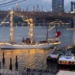 BUQUE CUAUHTÉMOC DE LA MARINA CHOCA CON PUENTE DE BROOKLYN, EN NUEVA YORK; HAY DOS MUERTOS