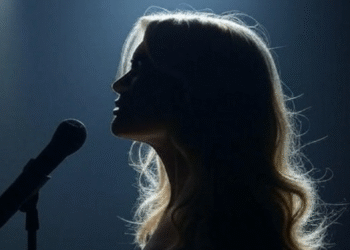 FANNY LU LANZA DISCO DESPUÉS DE 14 AÑOS DE SILENCIO