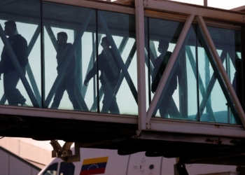E.E. UU. PAGARÁ MIL DÓLARES A MIGRANTES QUE ACEPTEN AUTODEPORTARSE