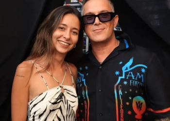 ALEJANDRO SANZ ES ACUSADO DE HABER MANIPULADO A UNA FAN