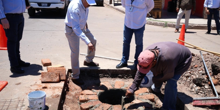 REALIZA JAVIER LAMARQUE SUPERVISIÓN EN DIVERSAS CALLES DE CAJEME