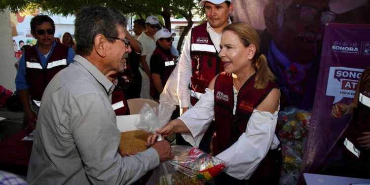 GOBERNADOR DURAZO BENEFICIA A FAMILIAS DE LA COLONIA MISIONEROS CON FERIA DE SERVICIOS GRATUITOS ‘SONORA ATIENDE’
