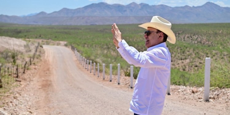 GOBERNADOR DURAZO CUMPLE A PUEBLOS ORIGINARIOS Y SIERRA ALTA; GARANTIZA CONECTIVIDAD CON CAMINOS ARTESANALES
