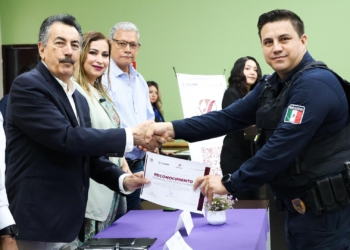RECONOCE LAMARQUE A POLICÍAS DE CAJEME QUE CULMINARON CON ÉXITO CURSO SOBRE ‘ALERTA DE GÉNERO’