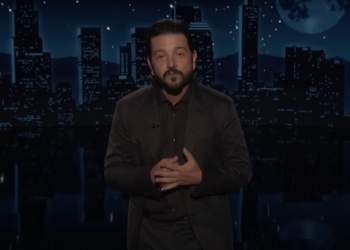 DIEGO LUNA DA MENSAJE A FAVOR DE LOS MIGRANTES EN PROGRAMA DE EE.UU.