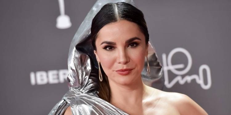 MARTHA HIGAREDA ANUNCIA SU PRIMER EMBARAZO