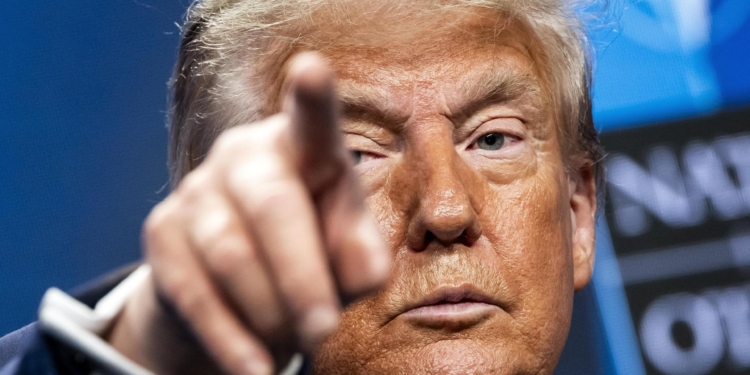 REVELA TRUMP QUE YA SE FIRMÓ UN PACTO ARANCELARIO CON CHINA