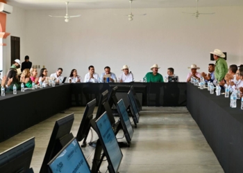 ENCABEZA ALFONSO DURAZO PRESENTACIÓN DEL PROYECTO DE ABASTECIMIENTO DE AGUA DEL RÍO SONORA