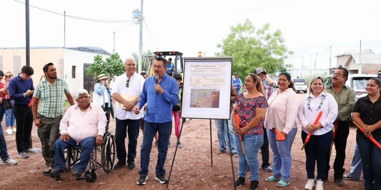 LLEGA EL DRENAJE Y AGUA POTABLE AL RODEO CON ARRANQUE DE OBRA DE JAVIER LAMARQUE