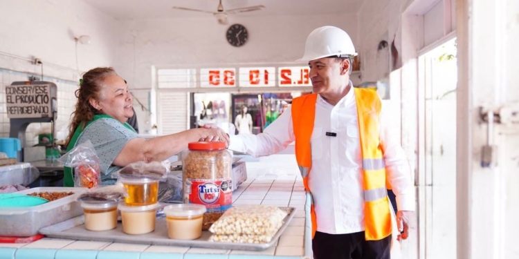 GOBERNADOR DURAZO IMPULSA CRECIMIENTO DE LOS PEQUEÑOS NEGOCIOS EN SONORA
