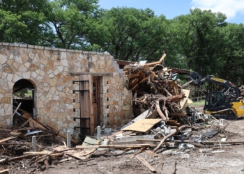 AUMENTAN A 119 LOS MUERTOS POR LAS INUNDACIONES EN TEXAS