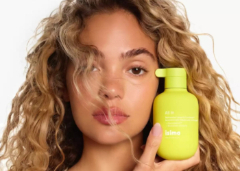 SHAMPOO DE SHAKIRA SIGUE VENDIENDOSE, PERO.. ¿CUANTO CUESTA?