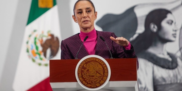 VAN 14 MEXICANOS EN EL ‘ALCATRAZ ALLIGATOR’ DE TRUMP: SHEINBAUM